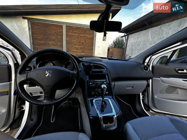 Білий Пежо 5008, об'ємом двигуна 2 л та пробігом 260 тис. км за 9000 $, фото 6 на Automoto.ua