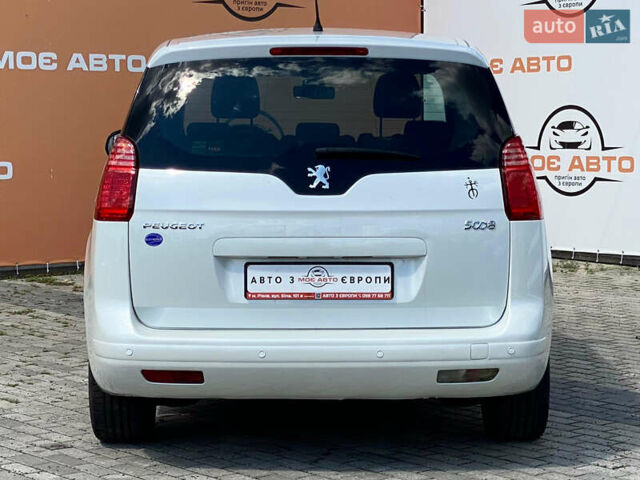 Белый Пежо 5008, объемом двигателя 1.6 л и пробегом 219 тыс. км за 8700 $, фото 3 на Automoto.ua