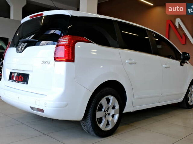 Белый Пежо 5008, объемом двигателя 1.6 л и пробегом 232 тыс. км за 7900 $, фото 23 на Automoto.ua