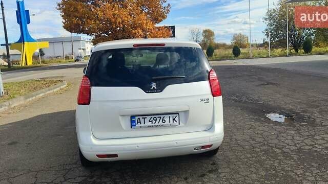 Білий Пежо 5008, об'ємом двигуна 1.6 л та пробігом 210 тис. км за 9100 $, фото 8 на Automoto.ua