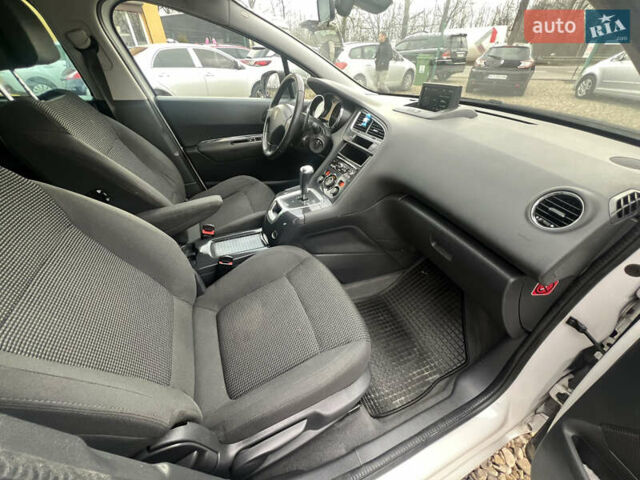 Білий Пежо 5008, об'ємом двигуна 1.6 л та пробігом 205 тис. км за 9099 $, фото 18 на Automoto.ua