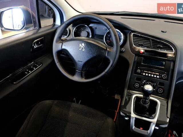 Белый Пежо 5008, объемом двигателя 1.6 л и пробегом 232 тыс. км за 7900 $, фото 51 на Automoto.ua