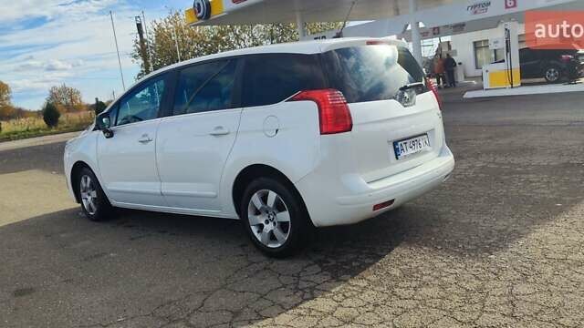 Білий Пежо 5008, об'ємом двигуна 1.6 л та пробігом 208 тис. км за 9600 $, фото 3 на Automoto.ua