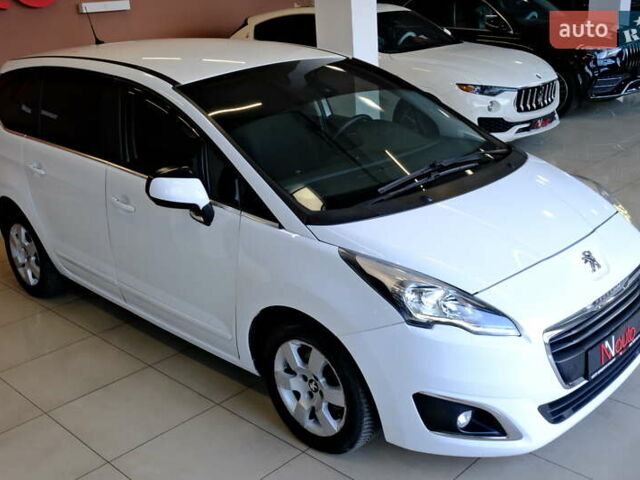 Белый Пежо 5008, объемом двигателя 1.6 л и пробегом 232 тыс. км за 7900 $, фото 5 на Automoto.ua