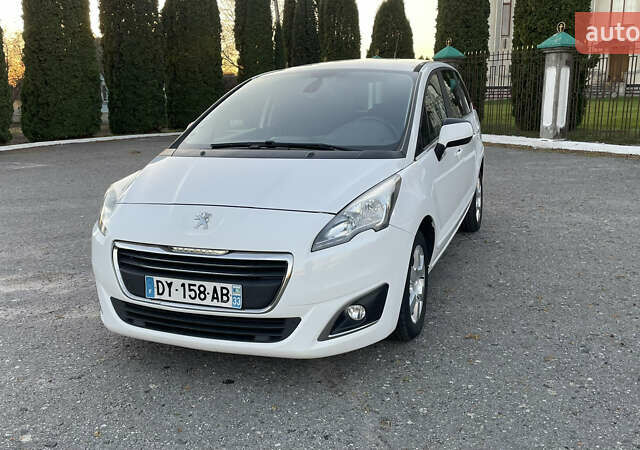 Білий Пежо 5008, об'ємом двигуна 1.6 л та пробігом 220 тис. км за 12300 $, фото 2 на Automoto.ua