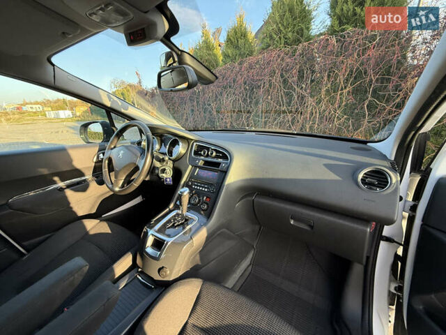 Білий Пежо 5008, об'ємом двигуна 1.6 л та пробігом 230 тис. км за 9999 $, фото 24 на Automoto.ua