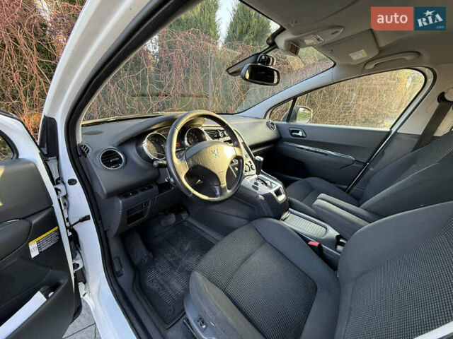 Білий Пежо 5008, об'ємом двигуна 1.6 л та пробігом 230 тис. км за 9999 $, фото 39 на Automoto.ua