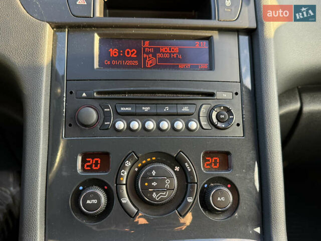 Білий Пежо 5008, об'ємом двигуна 1.6 л та пробігом 230 тис. км за 9999 $, фото 46 на Automoto.ua