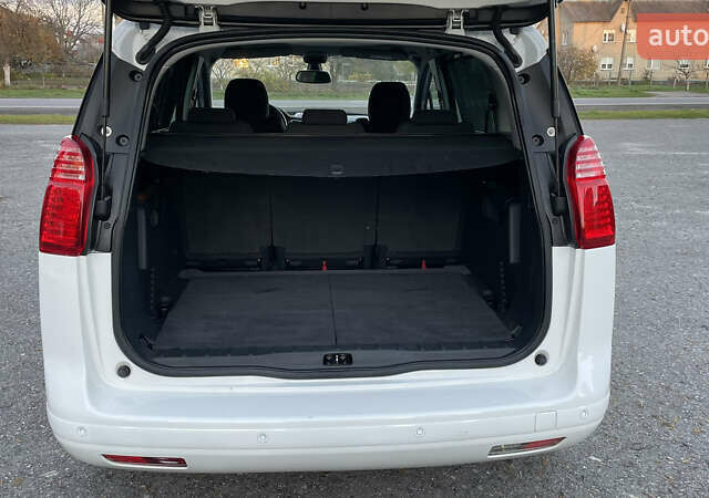 Білий Пежо 5008, об'ємом двигуна 1.6 л та пробігом 220 тис. км за 12300 $, фото 17 на Automoto.ua