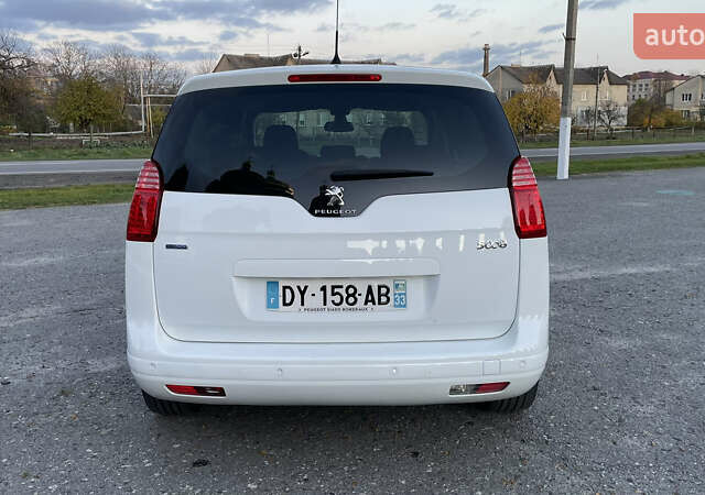 Білий Пежо 5008, об'ємом двигуна 1.6 л та пробігом 220 тис. км за 12300 $, фото 39 на Automoto.ua