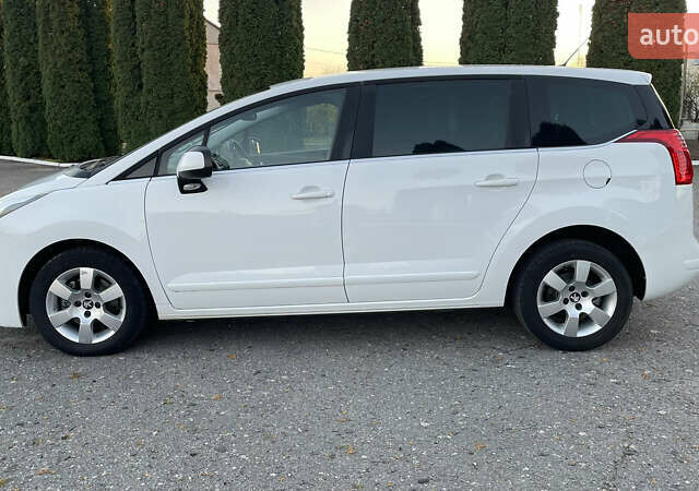 Білий Пежо 5008, об'ємом двигуна 1.6 л та пробігом 220 тис. км за 12300 $, фото 7 на Automoto.ua