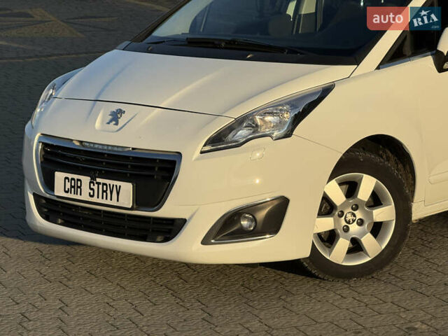 Білий Пежо 5008, об'ємом двигуна 1.6 л та пробігом 230 тис. км за 9999 $, фото 11 на Automoto.ua