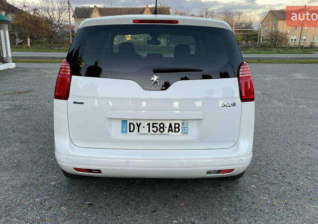 Білий Пежо 5008, об'ємом двигуна 1.6 л та пробігом 220 тис. км за 12300 $, фото 16 на Automoto.ua
