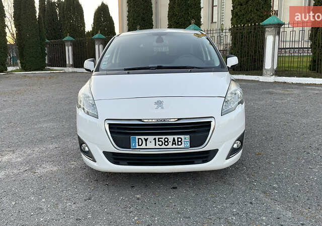 Білий Пежо 5008, об'ємом двигуна 1.6 л та пробігом 220 тис. км за 12300 $, фото 3 на Automoto.ua