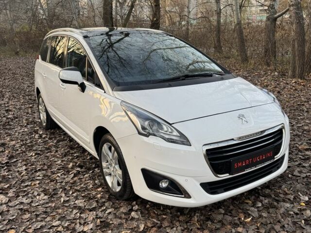 Белый Пежо 5008, объемом двигателя 1.6 л и пробегом 160 тыс. км за 11950 $, фото 8 на Automoto.ua