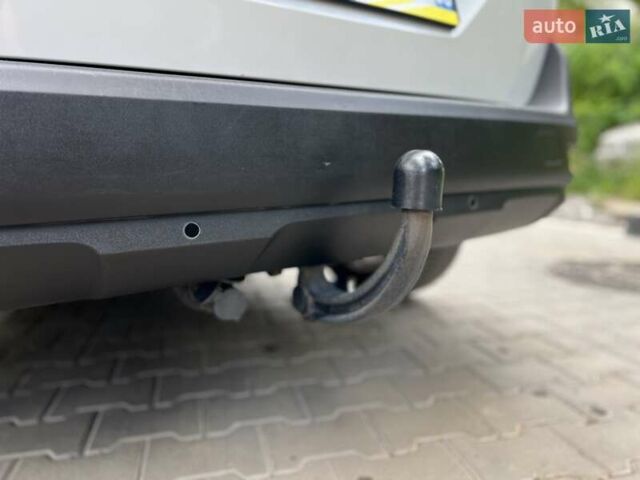 Белый Пежо 5008, объемом двигателя 1.5 л и пробегом 197 тыс. км за 20550 $, фото 7 на Automoto.ua