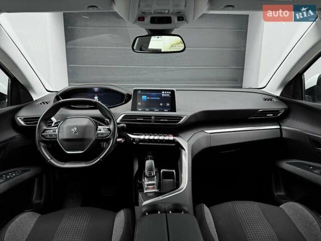 Белый Пежо 5008, объемом двигателя 1.5 л и пробегом 185 тыс. км за 18999 $, фото 2 на Automoto.ua