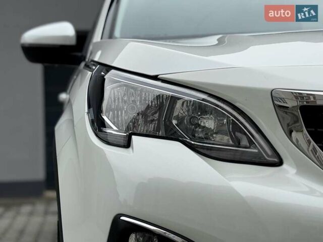 Белый Пежо 5008, объемом двигателя 1.5 л и пробегом 185 тыс. км за 18999 $, фото 26 на Automoto.ua