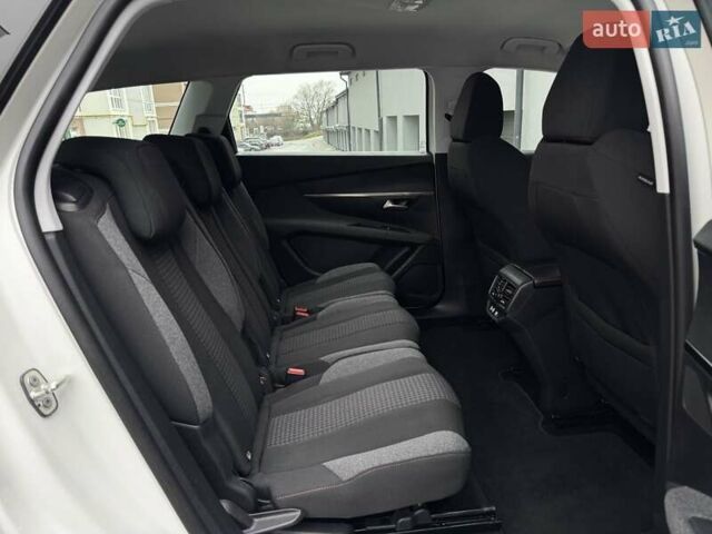 Белый Пежо 5008, объемом двигателя 1.5 л и пробегом 185 тыс. км за 18999 $, фото 65 на Automoto.ua