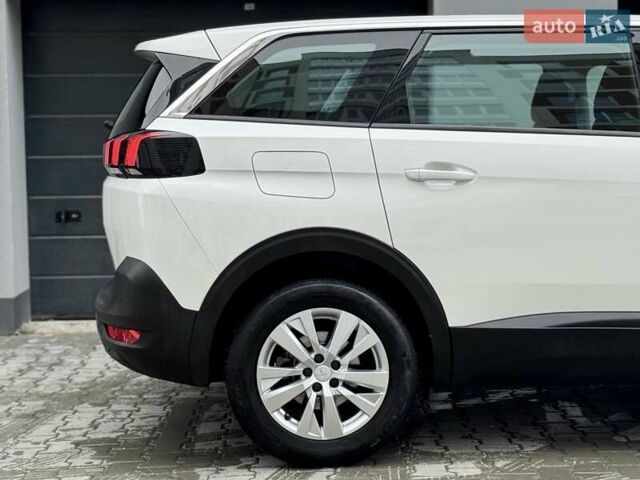 Белый Пежо 5008, объемом двигателя 1.5 л и пробегом 185 тыс. км за 18999 $, фото 31 на Automoto.ua