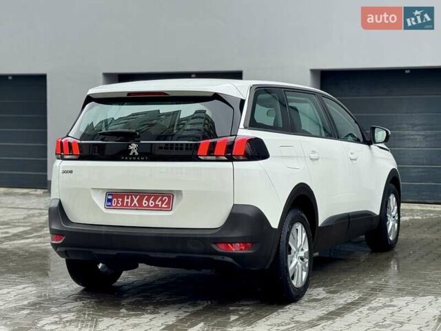 Белый Пежо 5008, объемом двигателя 1.5 л и пробегом 185 тыс. км за 18999 $, фото 1 на Automoto.ua