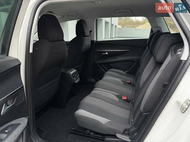 Белый Пежо 5008, объемом двигателя 1.5 л и пробегом 185 тыс. км за 18999 $, фото 61 на Automoto.ua