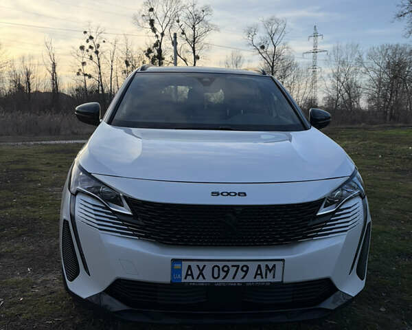 Белый Пежо 5008, объемом двигателя 2 л и пробегом 55 тыс. км за 34700 $, фото 9 на Automoto.ua