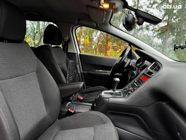 Белый Пежо 5008, объемом двигателя 1.6 л и пробегом 272 тыс. км за 8490 $, фото 26 на Automoto.ua