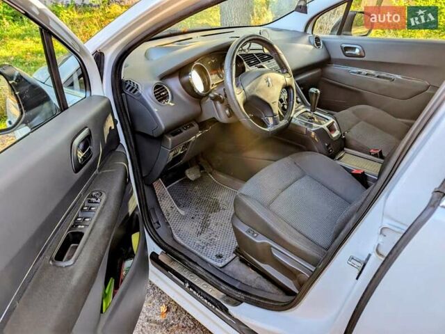 Пежо 5008 2010 в Ковель на Automoto.ua Белый Пежо 5008, объемом двигателя 1.56 л и пробегом 200 тыс. км за 6700 $, фото 15 на Automoto.ua