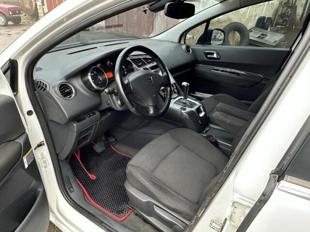 Білий Пежо 5008, об'ємом двигуна 1.6 л та пробігом 340 тис. км за 7200 $, фото 6 на Automoto.ua