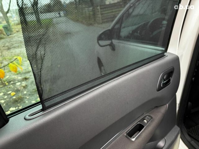 Белый Пежо 5008, объемом двигателя 1.6 л и пробегом 272 тыс. км за 8490 $, фото 18 на Automoto.ua