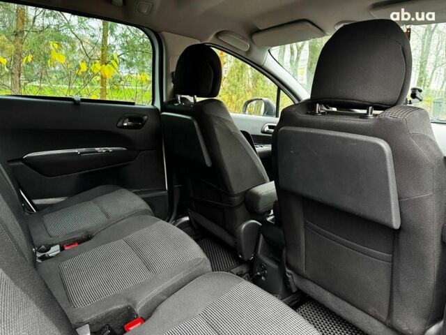 Белый Пежо 5008, объемом двигателя 1.6 л и пробегом 272 тыс. км за 8490 $, фото 22 на Automoto.ua