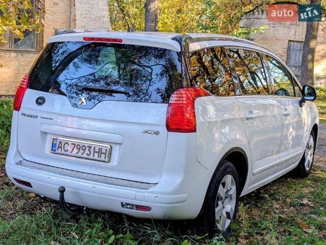 Пежо 5008 2010 в Ковель на Automoto.ua Белый Пежо 5008, объемом двигателя 1.56 л и пробегом 200 тыс. км за 6700 $, фото 4 на Automoto.ua