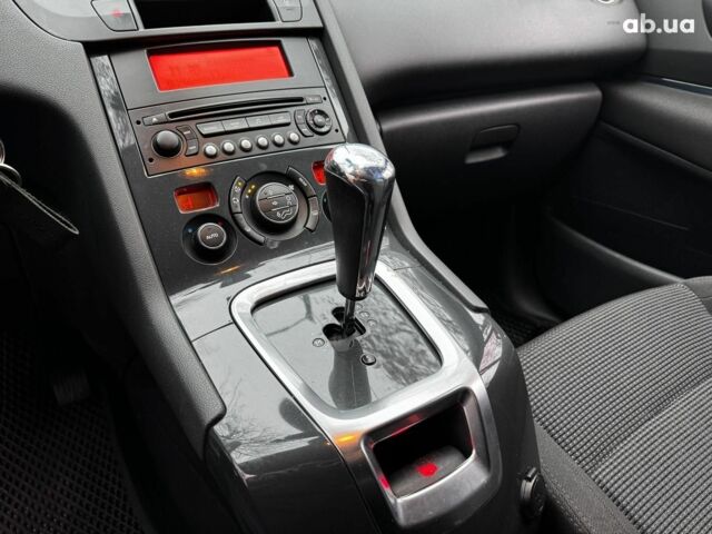 Белый Пежо 5008, объемом двигателя 1.6 л и пробегом 272 тыс. км за 8490 $, фото 15 на Automoto.ua