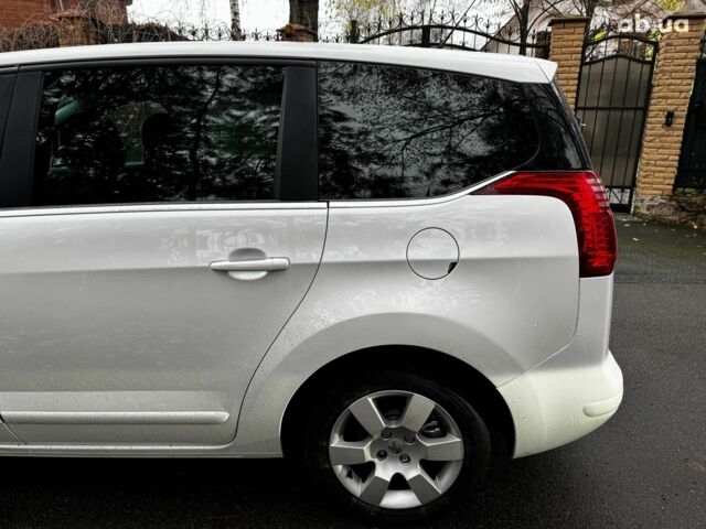 Белый Пежо 5008, объемом двигателя 1.6 л и пробегом 272 тыс. км за 8490 $, фото 8 на Automoto.ua