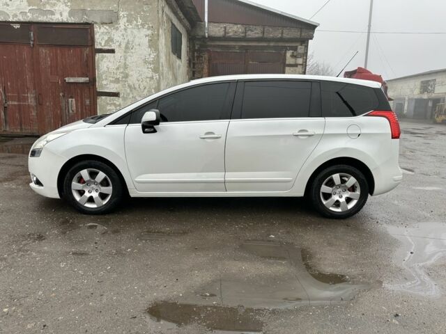 Білий Пежо 5008, об'ємом двигуна 1.6 л та пробігом 340 тис. км за 7200 $, фото 5 на Automoto.ua