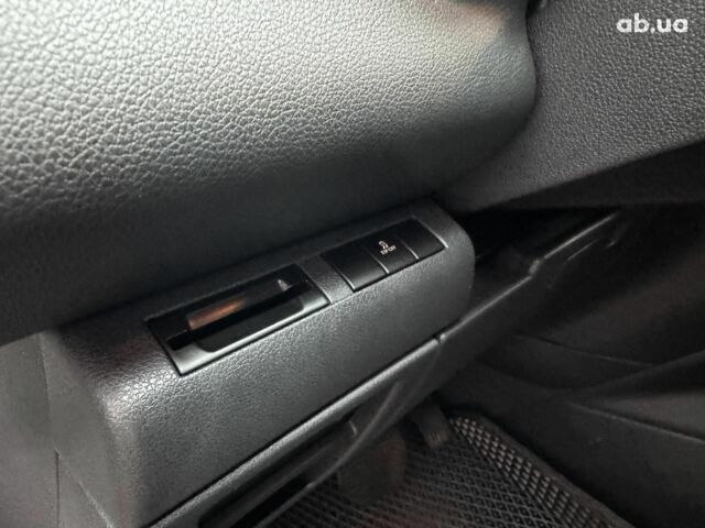 Белый Пежо 5008, объемом двигателя 1.6 л и пробегом 272 тыс. км за 8490 $, фото 11 на Automoto.ua