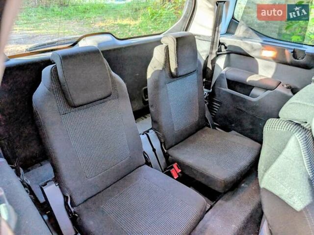 Пежо 5008 2010 в Ковель на Automoto.ua Белый Пежо 5008, объемом двигателя 1.56 л и пробегом 200 тыс. км за 6700 $, фото 22 на Automoto.ua