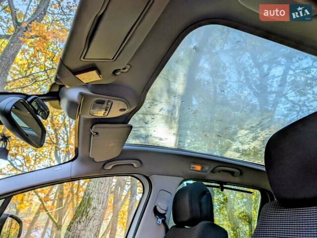 Пежо 5008 2010 в Ковель на Automoto.ua Белый Пежо 5008, объемом двигателя 1.56 л и пробегом 200 тыс. км за 6700 $, фото 17 на Automoto.ua