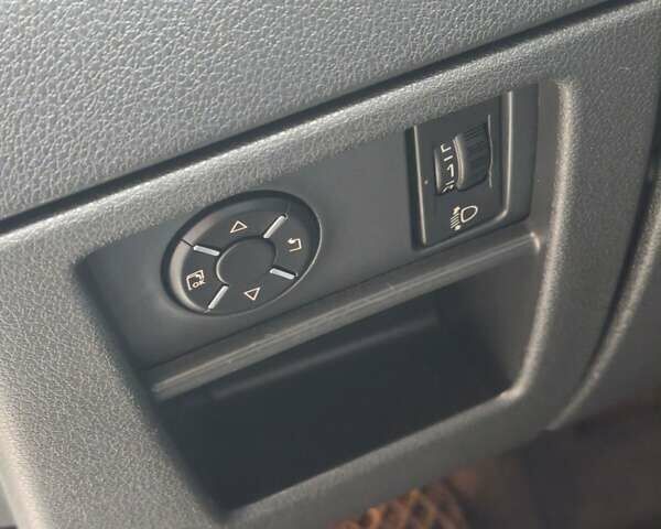 Білий Пежо 5008, об'ємом двигуна 1.6 л та пробігом 248 тис. км за 9700 $, фото 26 на Automoto.ua