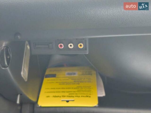 Білий Пежо 5008, об'ємом двигуна 1.6 л та пробігом 248 тис. км за 9700 $, фото 18 на Automoto.ua