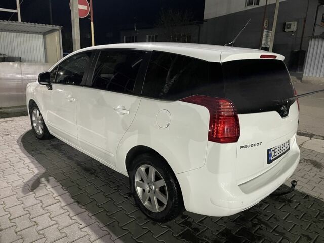 Білий Пежо 5008, об'ємом двигуна 1.6 л та пробігом 300 тис. км за 8014 $, фото 5 на Automoto.ua