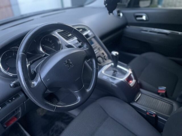 Белый Пежо 5008, объемом двигателя 1.6 л и пробегом 320 тыс. км за 7999 $, фото 11 на Automoto.ua