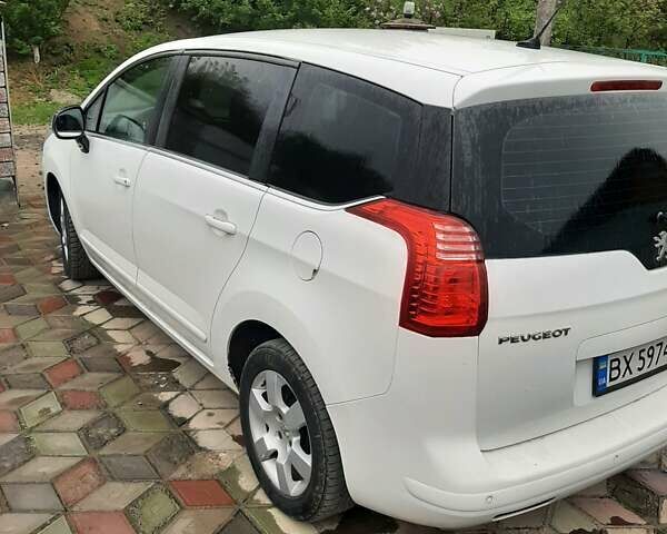 Білий Пежо 5008, об'ємом двигуна 1.6 л та пробігом 344 тис. км за 7600 $, фото 4 на Automoto.ua