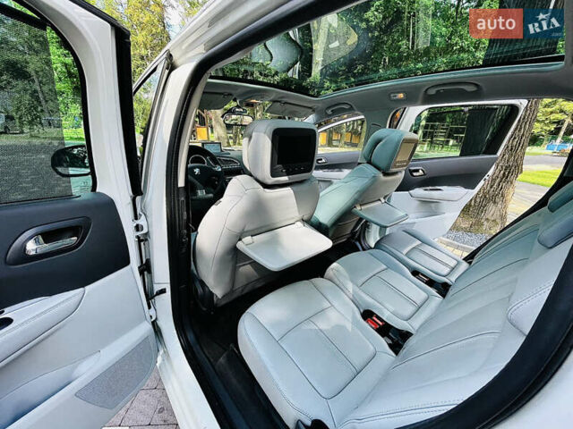 Білий Пежо 5008, об'ємом двигуна 2 л та пробігом 269 тис. км за 9999 $, фото 48 на Automoto.ua