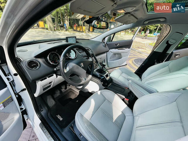 Білий Пежо 5008, об'ємом двигуна 2 л та пробігом 269 тис. км за 9999 $, фото 56 на Automoto.ua