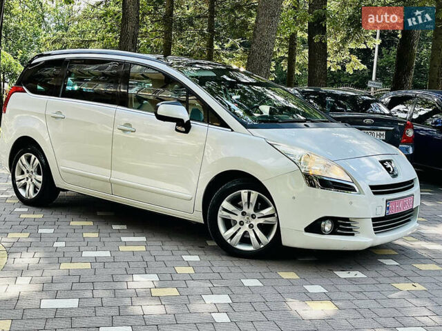 Білий Пежо 5008, об'ємом двигуна 2 л та пробігом 269 тис. км за 9999 $, фото 24 на Automoto.ua