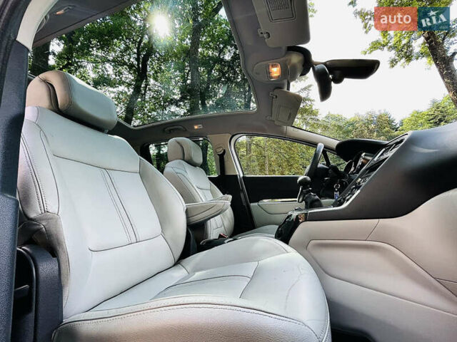 Білий Пежо 5008, об'ємом двигуна 2 л та пробігом 269 тис. км за 9999 $, фото 38 на Automoto.ua