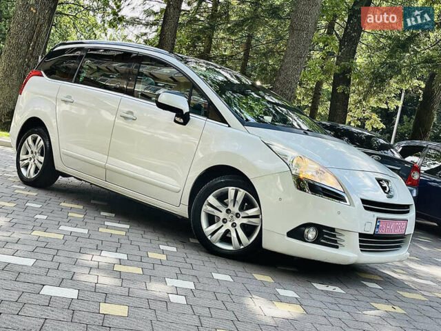 Білий Пежо 5008, об'ємом двигуна 2 л та пробігом 269 тис. км за 9999 $, фото 31 на Automoto.ua