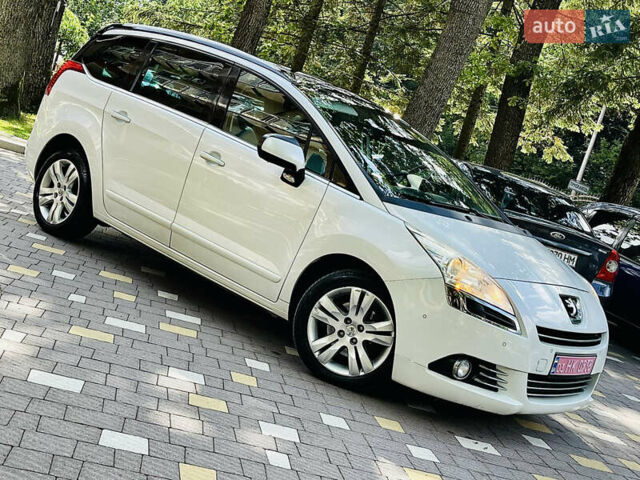 Білий Пежо 5008, об'ємом двигуна 2 л та пробігом 269 тис. км за 9999 $, фото 25 на Automoto.ua